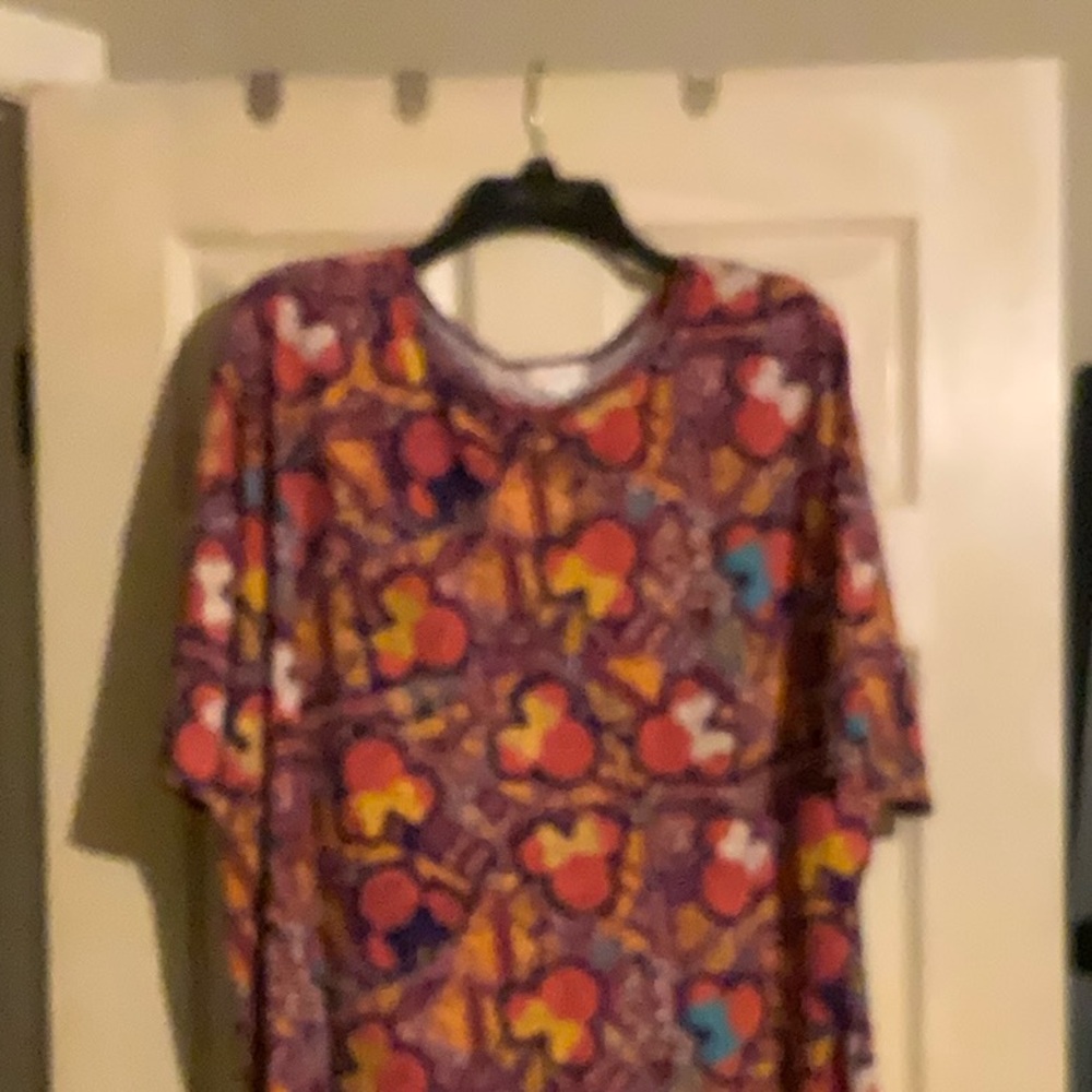 Colorful Patterned Short Sleeve Tee